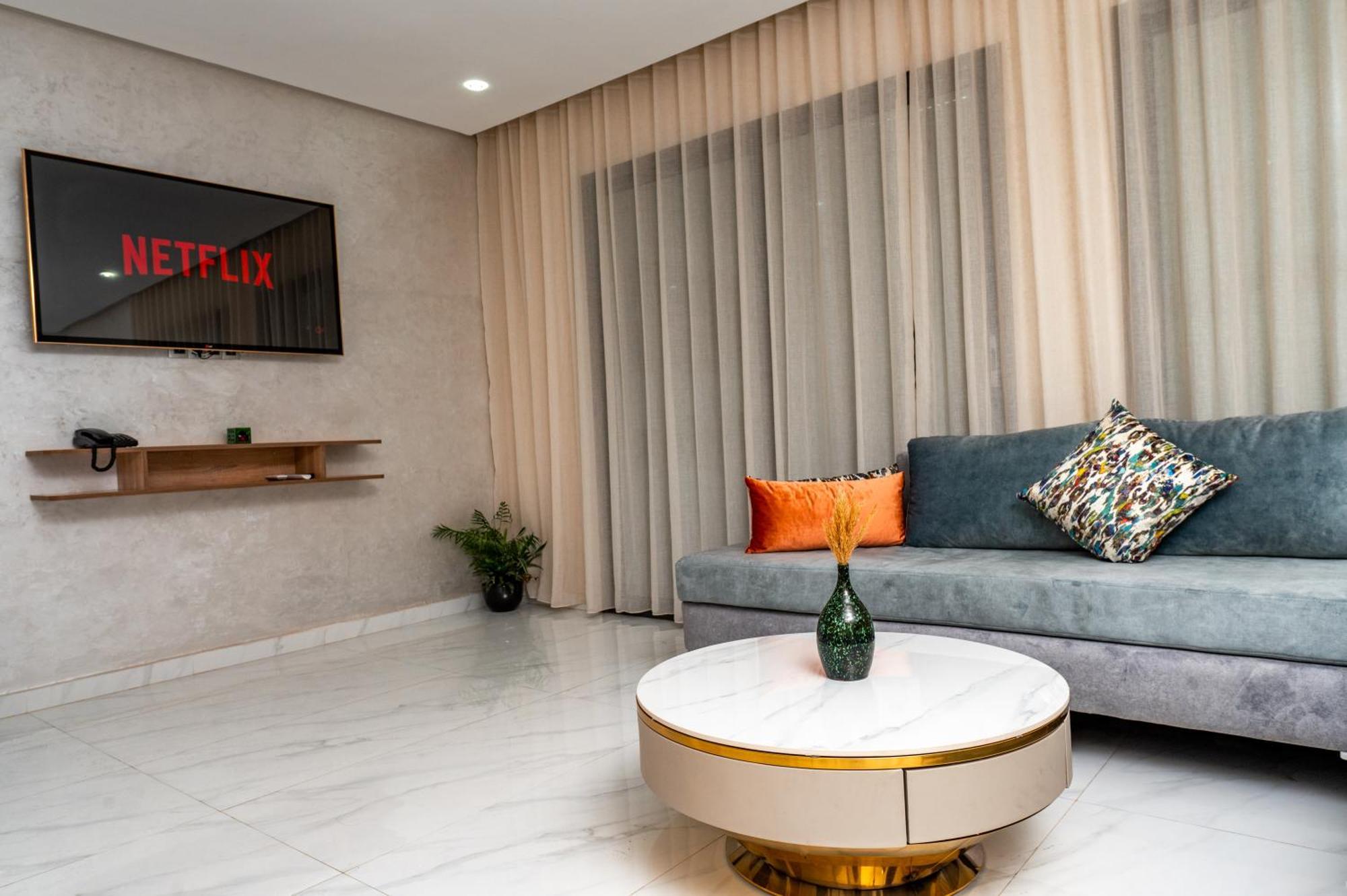 Maarif Elite Suites Casablanca Esterno foto